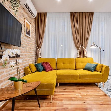Architecture Fan'S Apartment Near Opera House Budapest Esterno foto