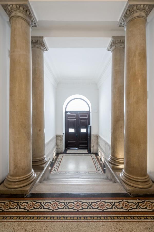 Architecture Fan'S Apartment Near Opera House Budapest Esterno foto