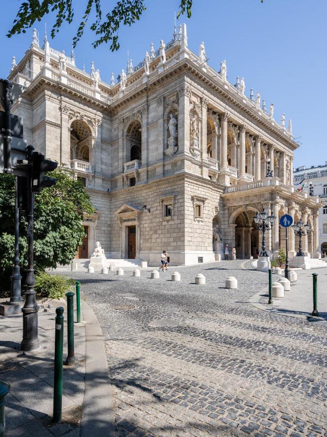 Architecture Fan'S Apartment Near Opera House Budapest Esterno foto