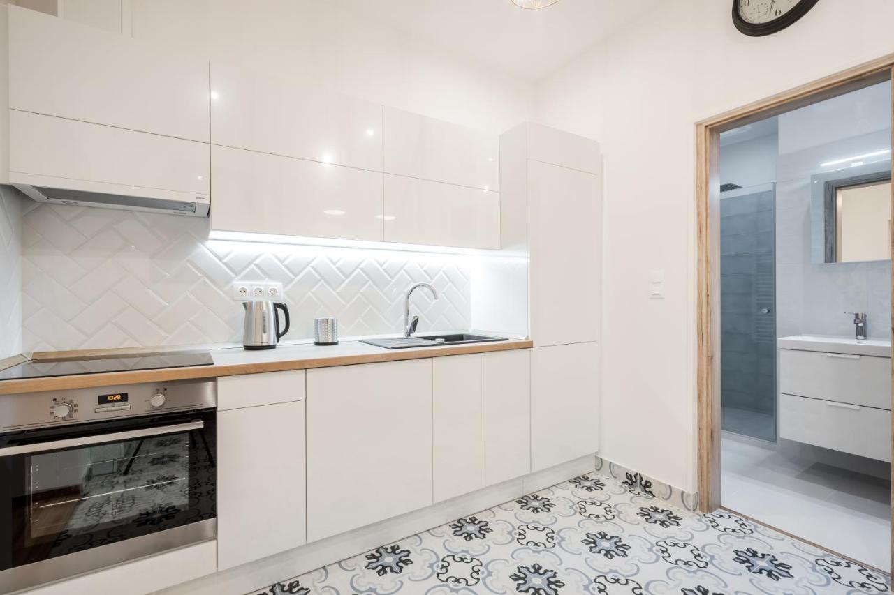 Architecture Fan'S Apartment Near Opera House Budapest Esterno foto